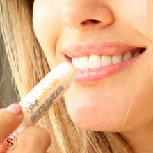 Cargar imagen en el visor de la galería, Bálsamo Labial